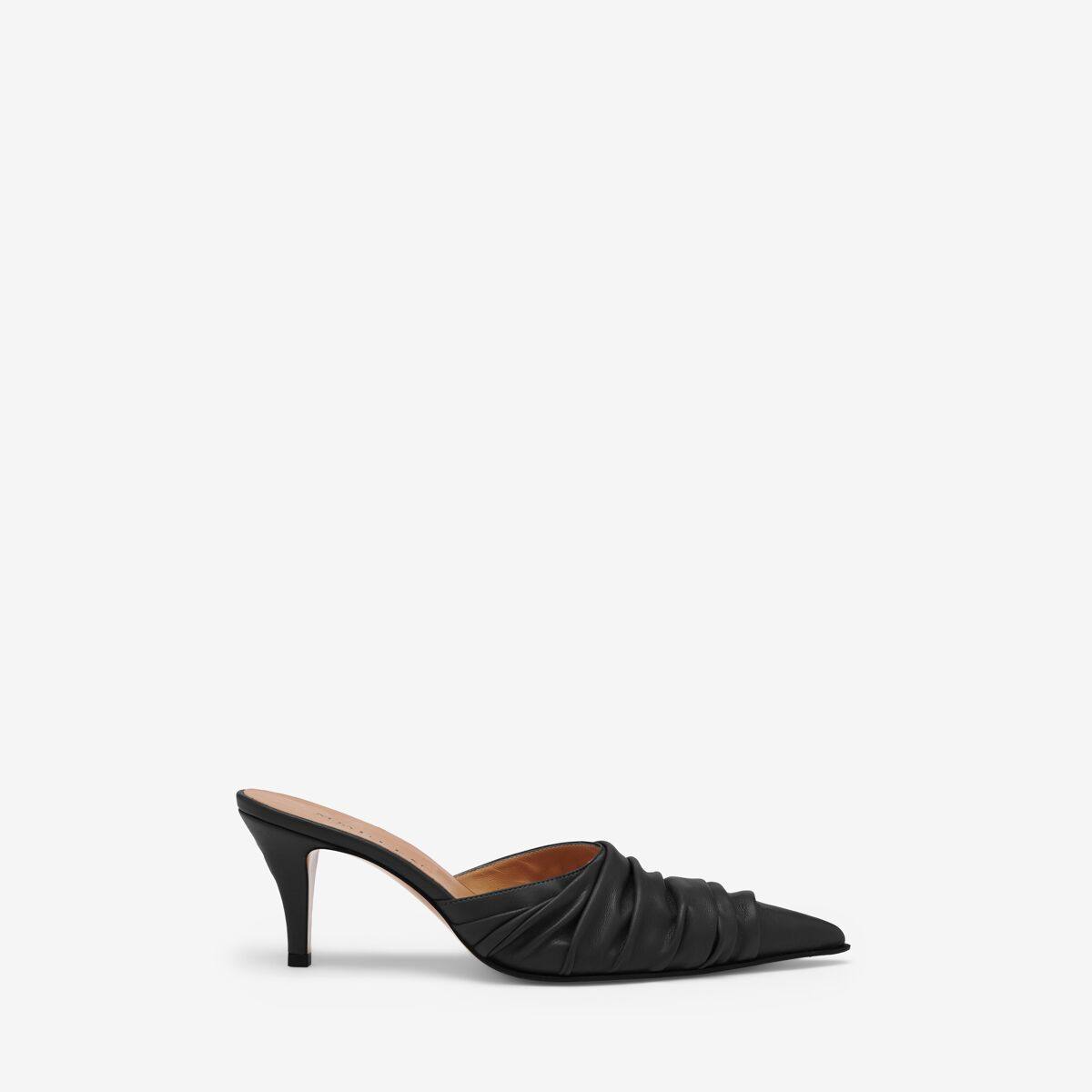 ALEXANDER MCQUEEN - Birdee Ruched Mule - Item 812558WTAAA1000